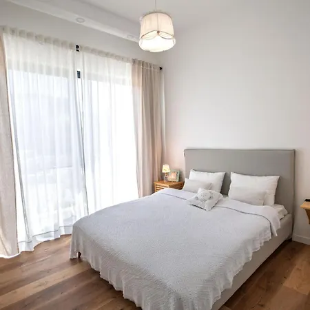 Apartman Aqualina E4-1 By Holidaykeys *